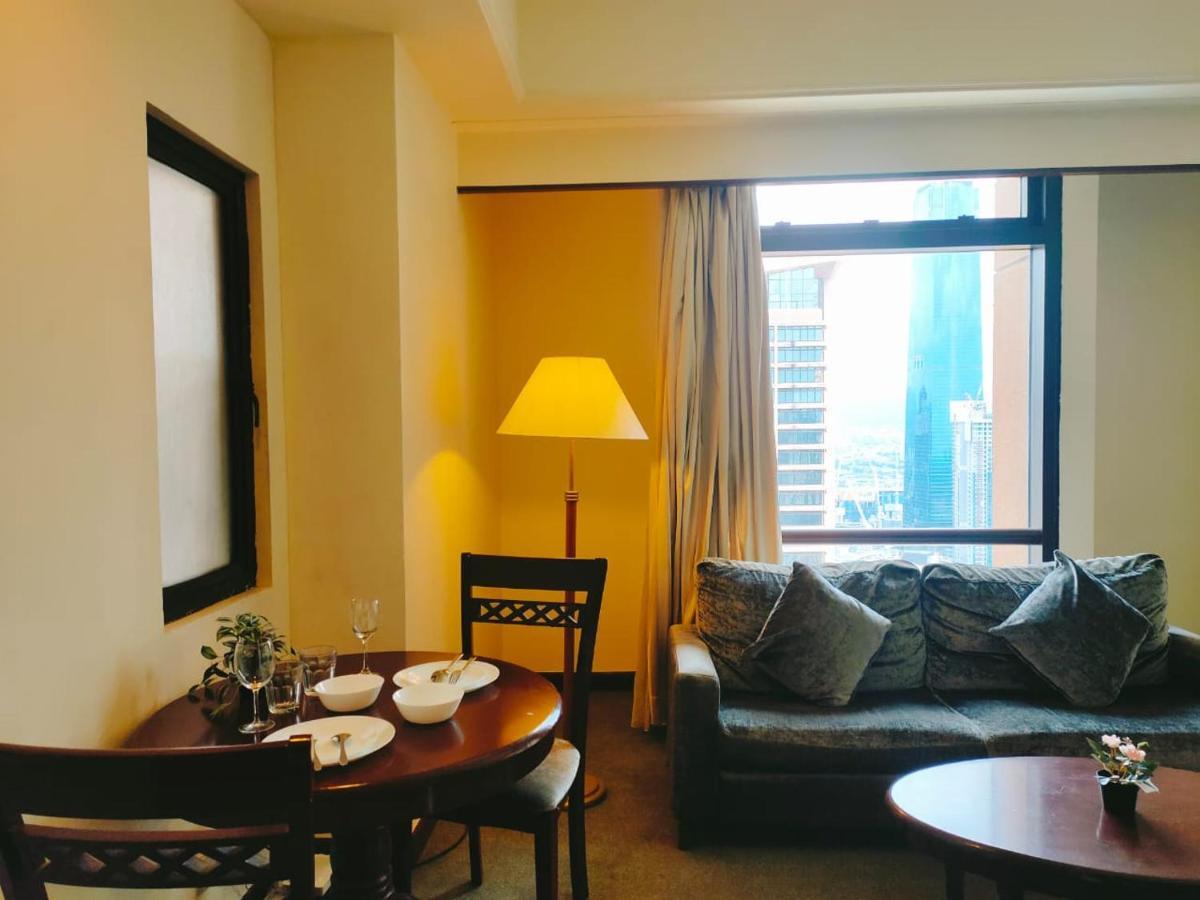 Luxhouz Suites At Times Square Куала Лумпур Екстериор снимка